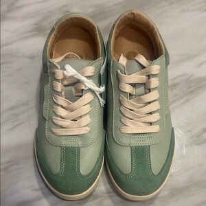 REVITALIGN Azalea sneakers